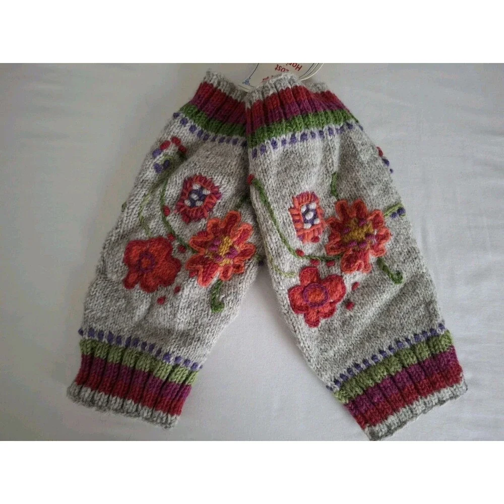 Lost Horizons 100% Wool Boot Cuffs Womens Beige/Multi Nepal NWT Vienna